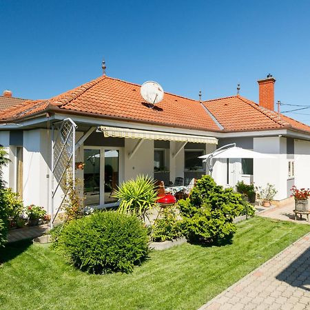 Holiday Home Ildiko By Interhome バラトンレッレ エクステリア 写真