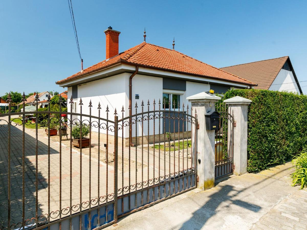 Holiday Home Ildiko By Interhome バラトンレッレ エクステリア 写真
